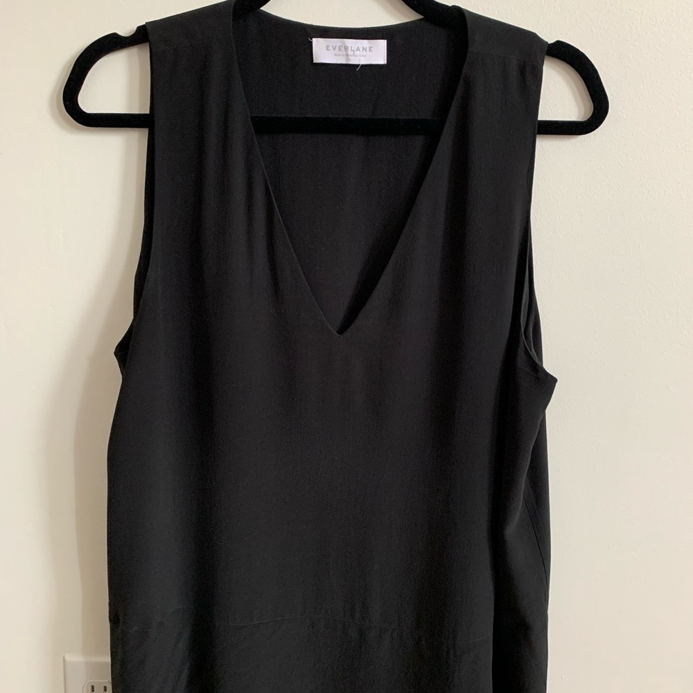 Everlane Silk V-Neck Tank - VGUC